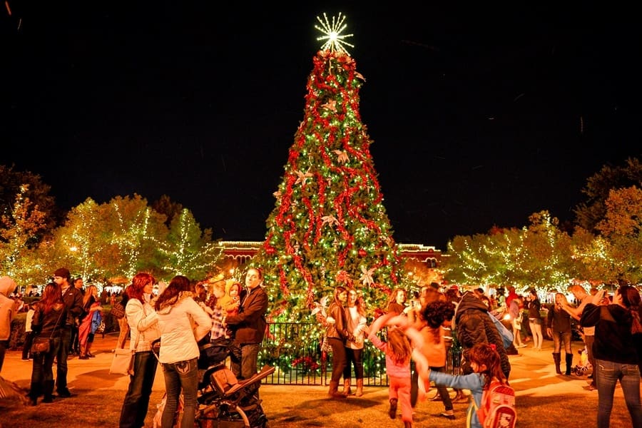 Southlake's Home for the Holidays will kickoff with Tree Lighting